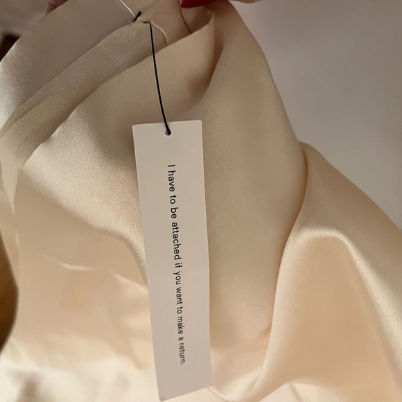 Reformation Ecru Dress Champagne - Size 4 - Picture 9 of 9